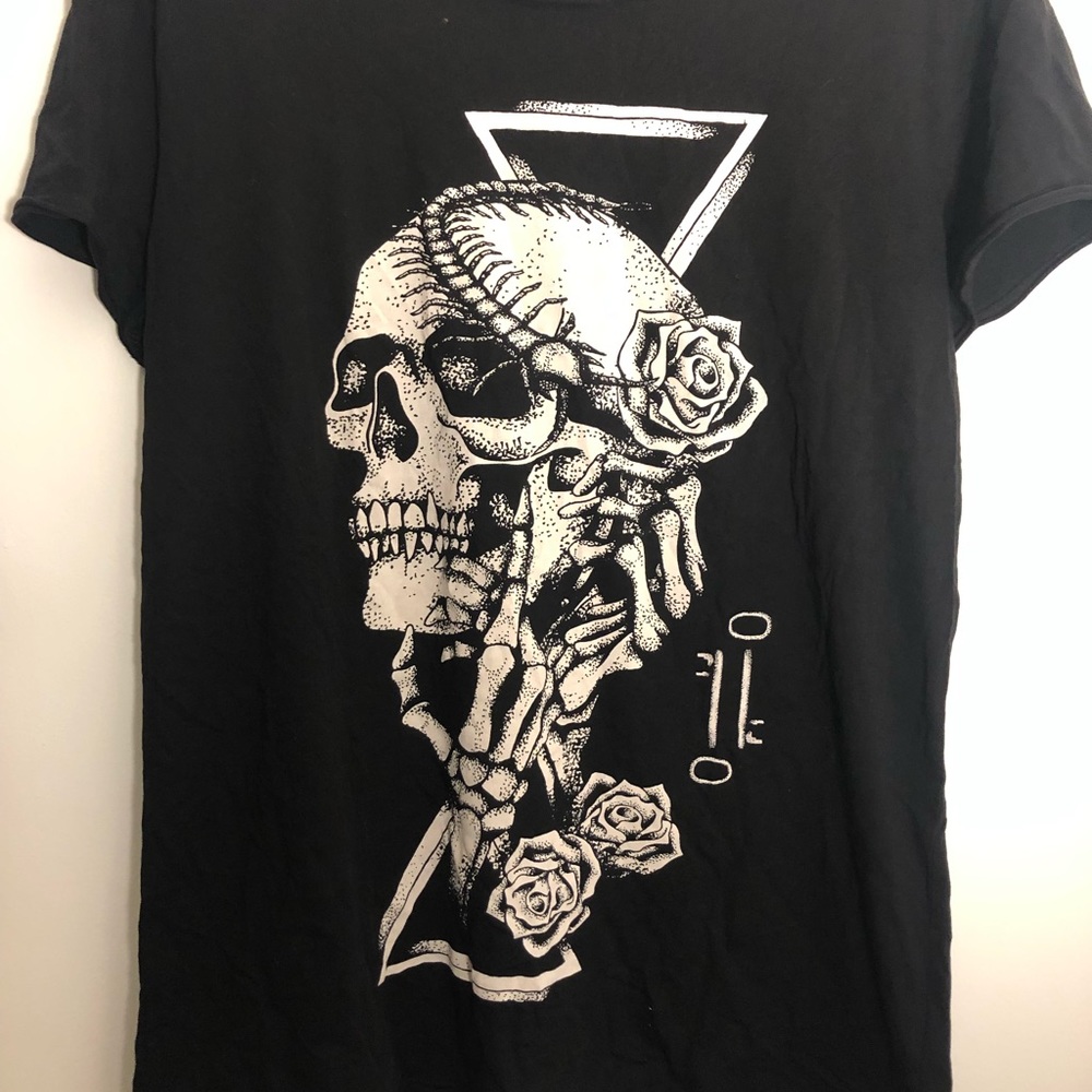 Skull Graphic Tee